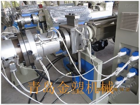 生产塑料管的机器 管材生产设备